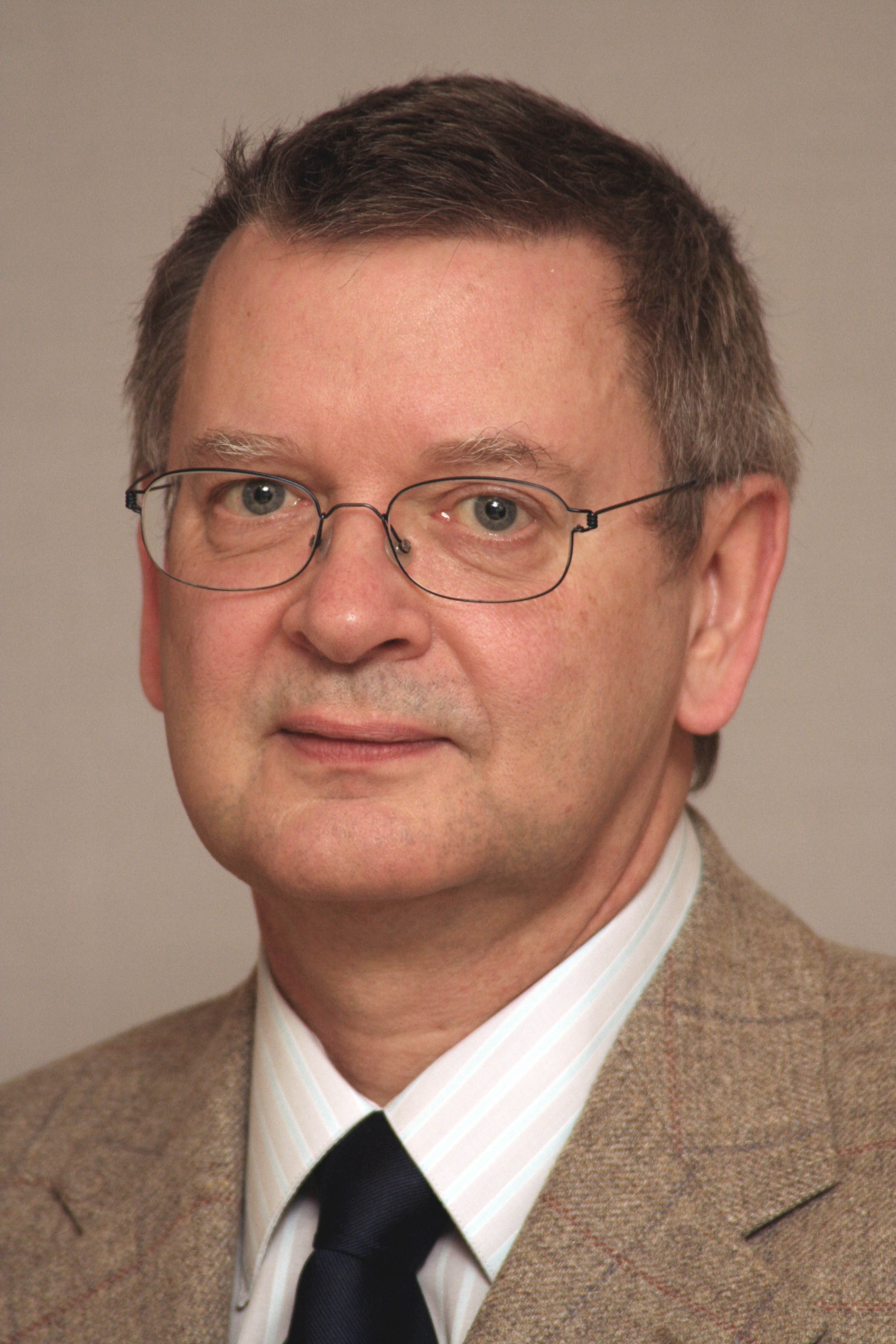 Prof. Lennart Lindegren
